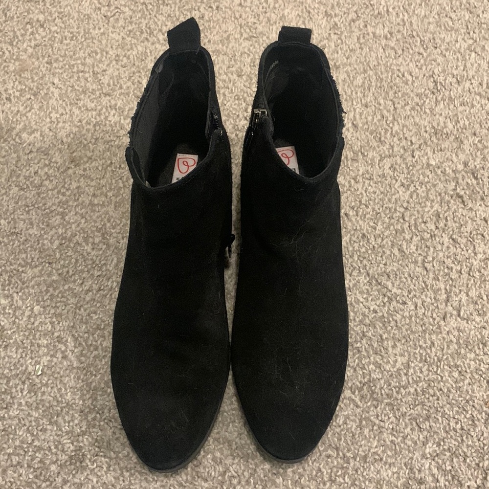 EUC black suede waterproof Chelsea booties - blondo Sydney size 10